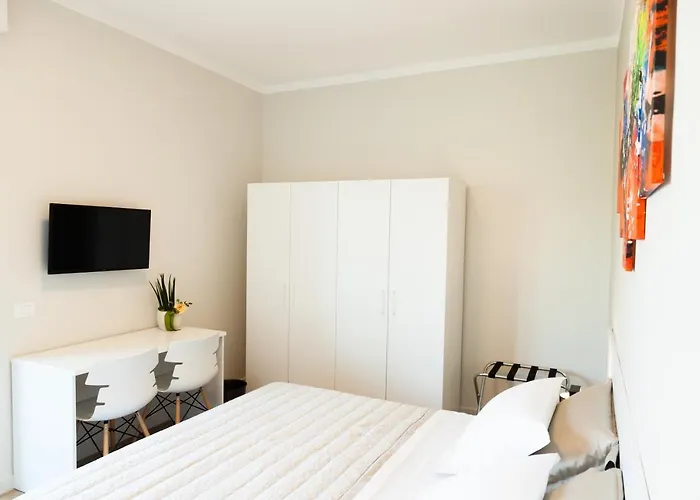 A Santa Rosa Couette-café *